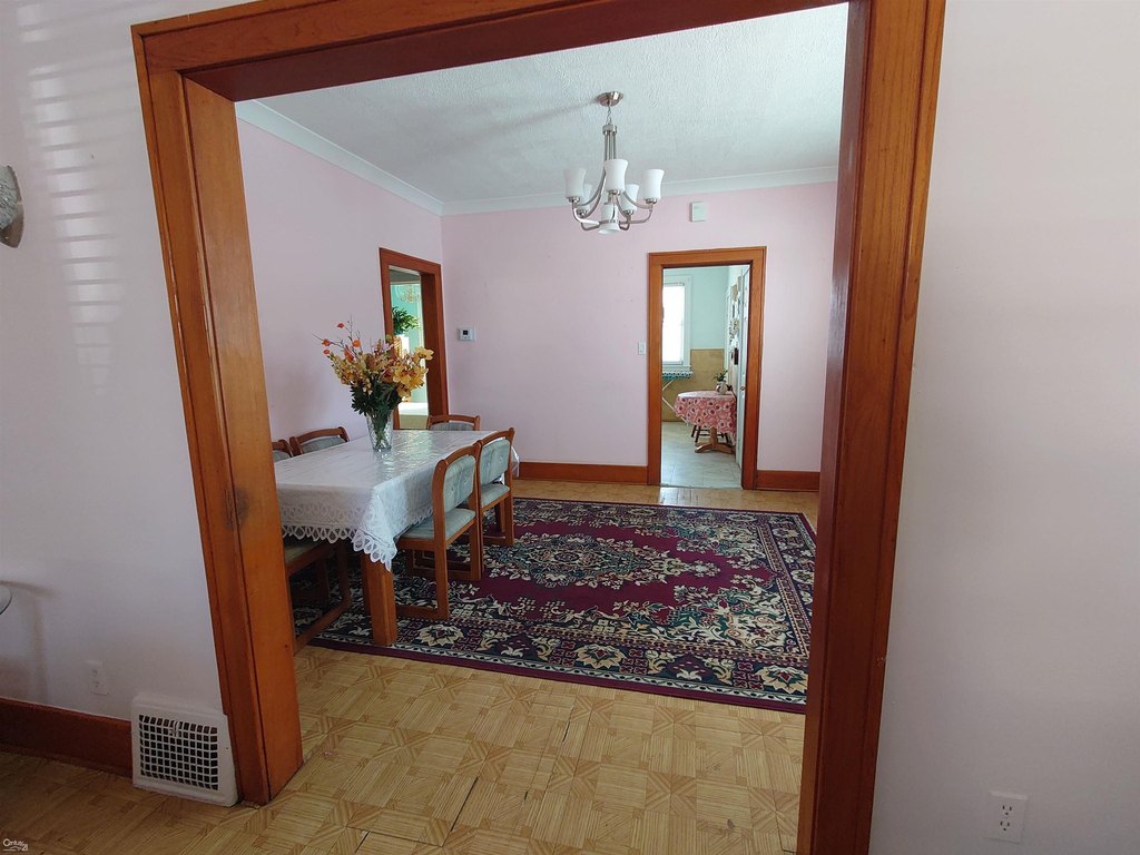 Picture 7