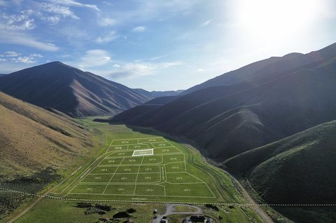 Estate Homesite with Protected Open Space