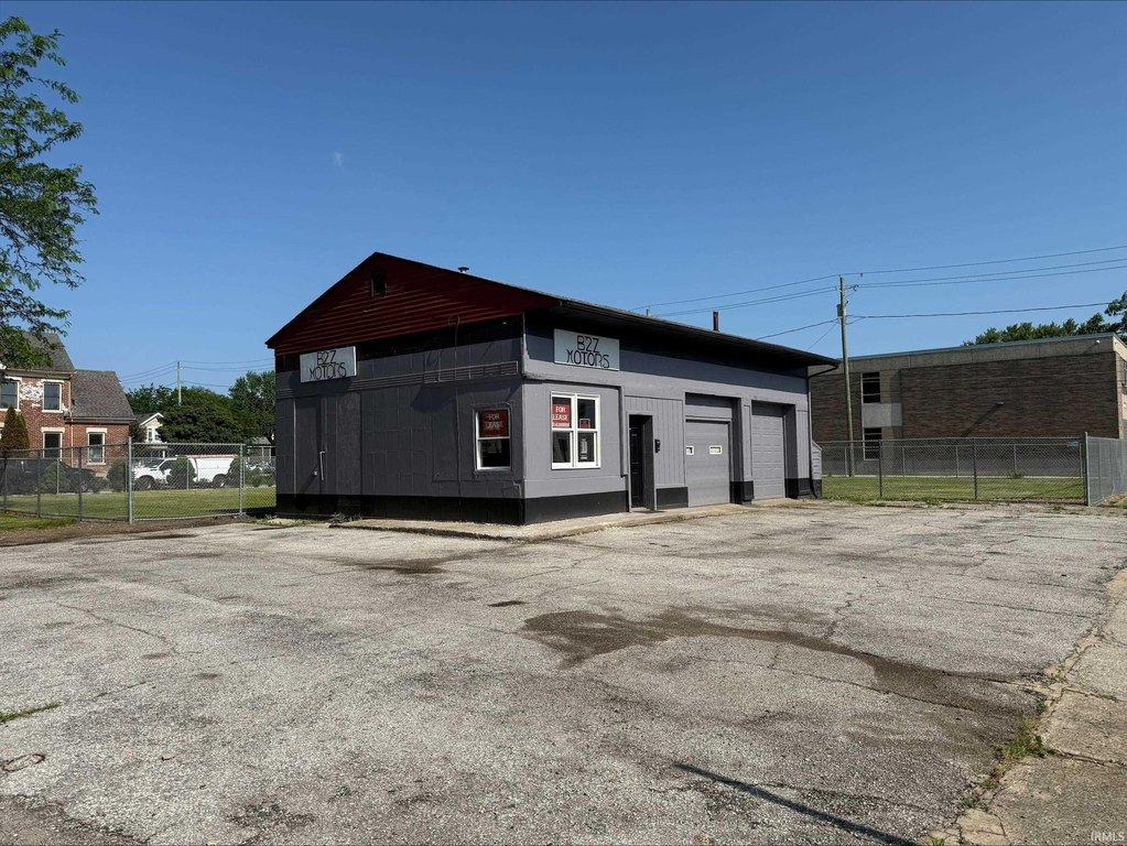 1502 W Main St, Fort Wayne, IN 46808