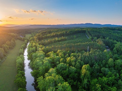 LAND - ESMONT, VA