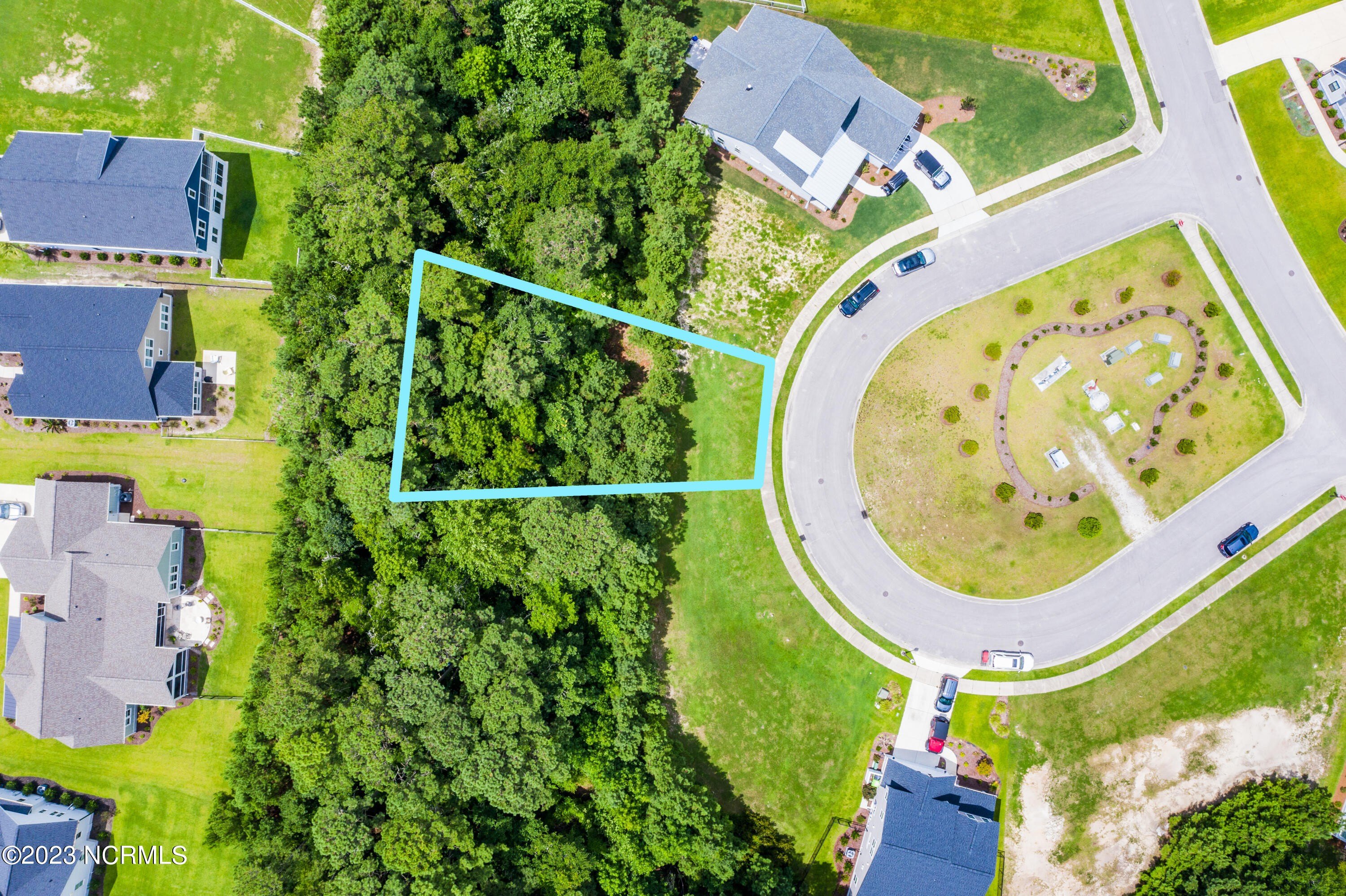 Residential Land in Holly Ridge