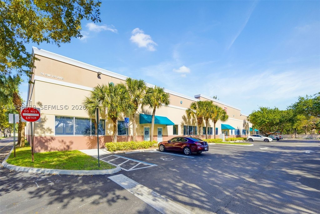 74 SW 12Th Ave, Dania Beach, FL 33004