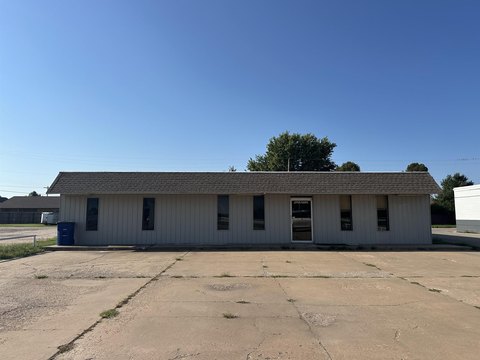 Hennessey Office Space For Sale