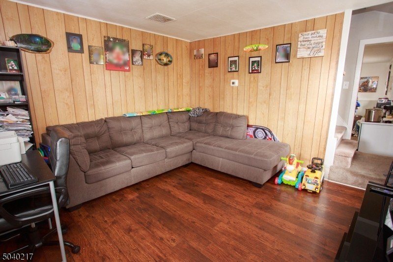 Picture 5