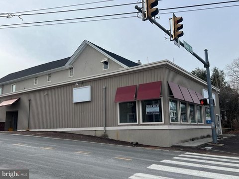 Retail and Office Storefront Space