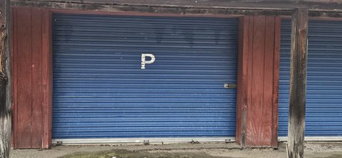 Self-Storage Unit with 7-Foot Ceiling
