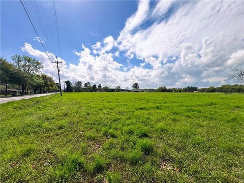Land, Hessmer, LA