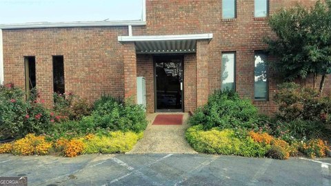 Office Suites in Madison, GA