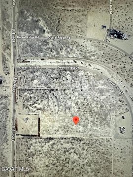 Expansive Lot in Palmdale, CA