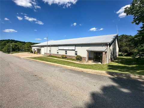 Heated Warehouse with Office Space