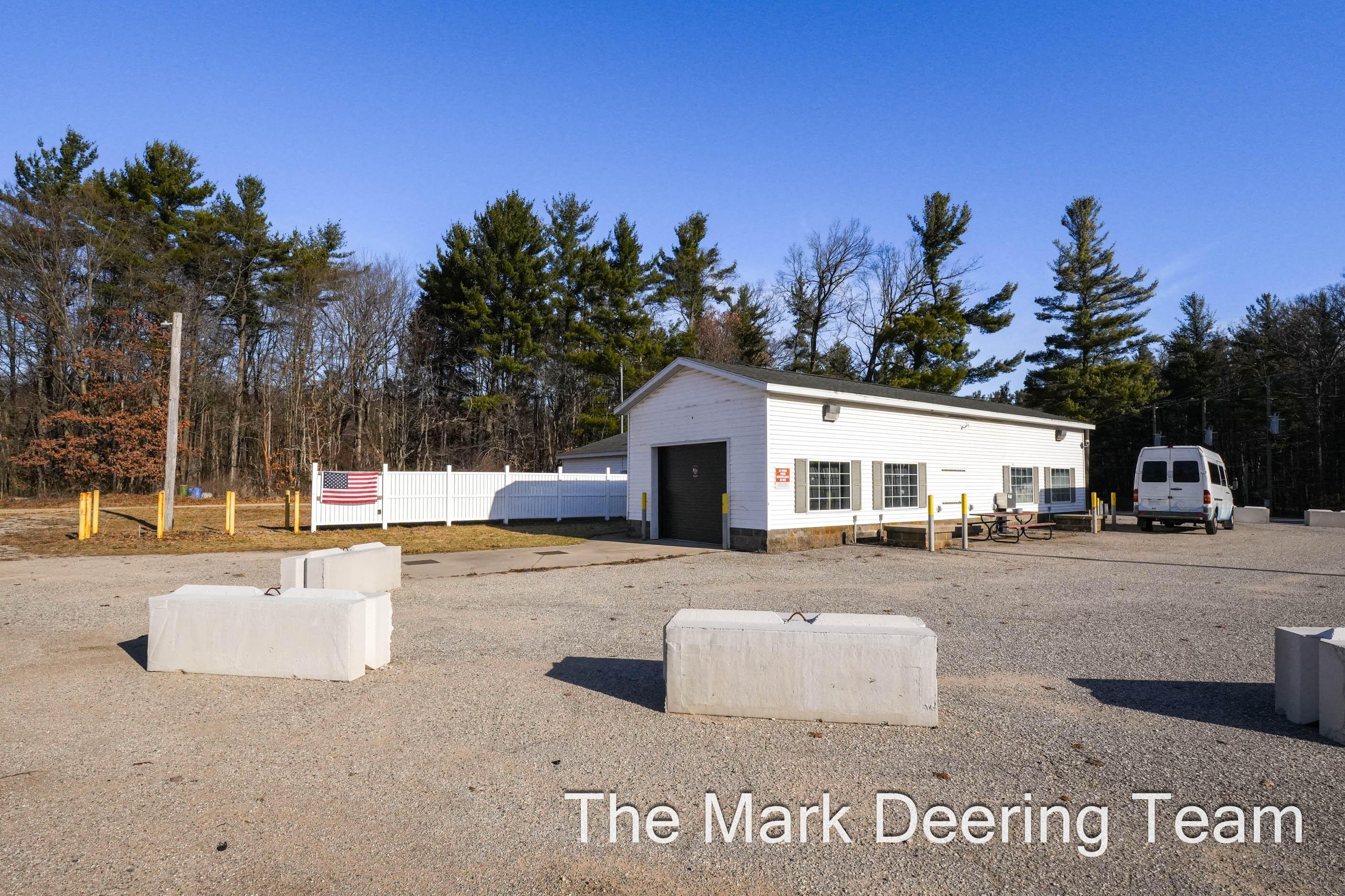 Commercial Opportunity Near Dragon Trail
