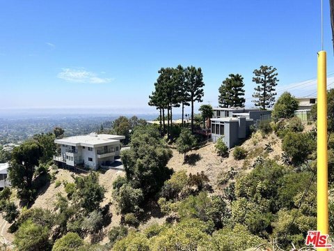 Brentwood Land with City Views