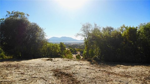 LAND - Lakeport, CA