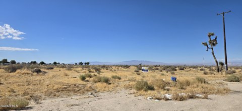 Land, Lancaster, CA