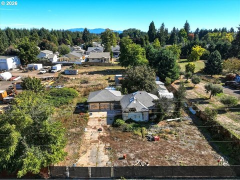 Land, Vancouver, WA