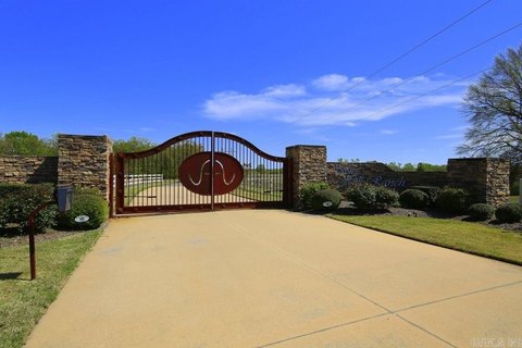 Mayflower Land with Panoramic Views