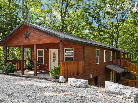 Horse & Equestrian Property with Cabin