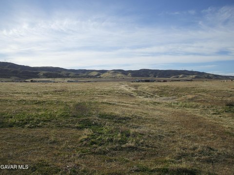 Flat Land in Lancaster, CA