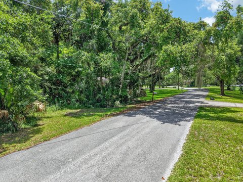 Land, Inglis, FL