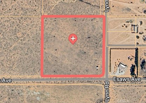 Expansive Corner Lot in Apple Valley