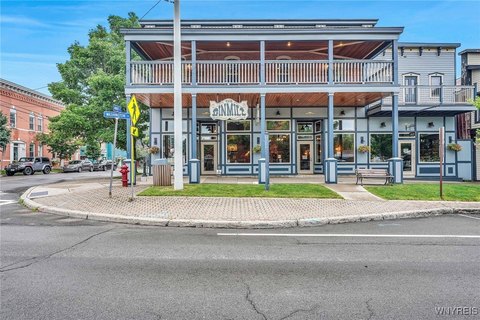 Ellicottville Turn-Key Restaurant & Apartments