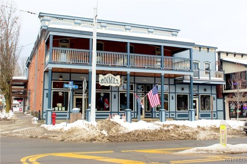 Ellicottville Turn-Key Restaurant & Apartments