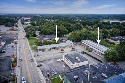 Retail Shopping Center with 14 Units