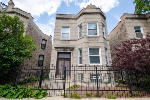 Logan Square Graystone Multifamily Opportunity