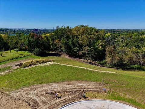 Land/Lot/Farm, Cedar Rapids, IA