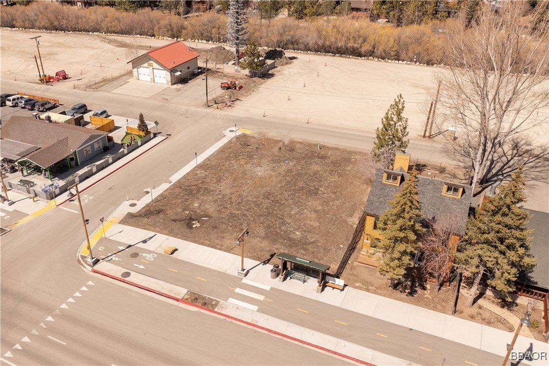 Commercial Lot in Moonridge Heart