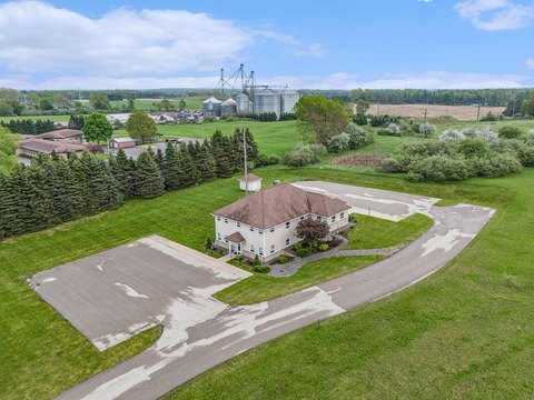 Versatile Commercial Building on 1.58 Acres