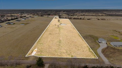10 Acres of Fenced Land