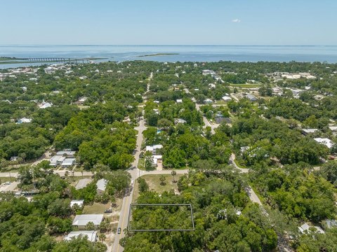 Apalachicola Vacant Lot For Sale