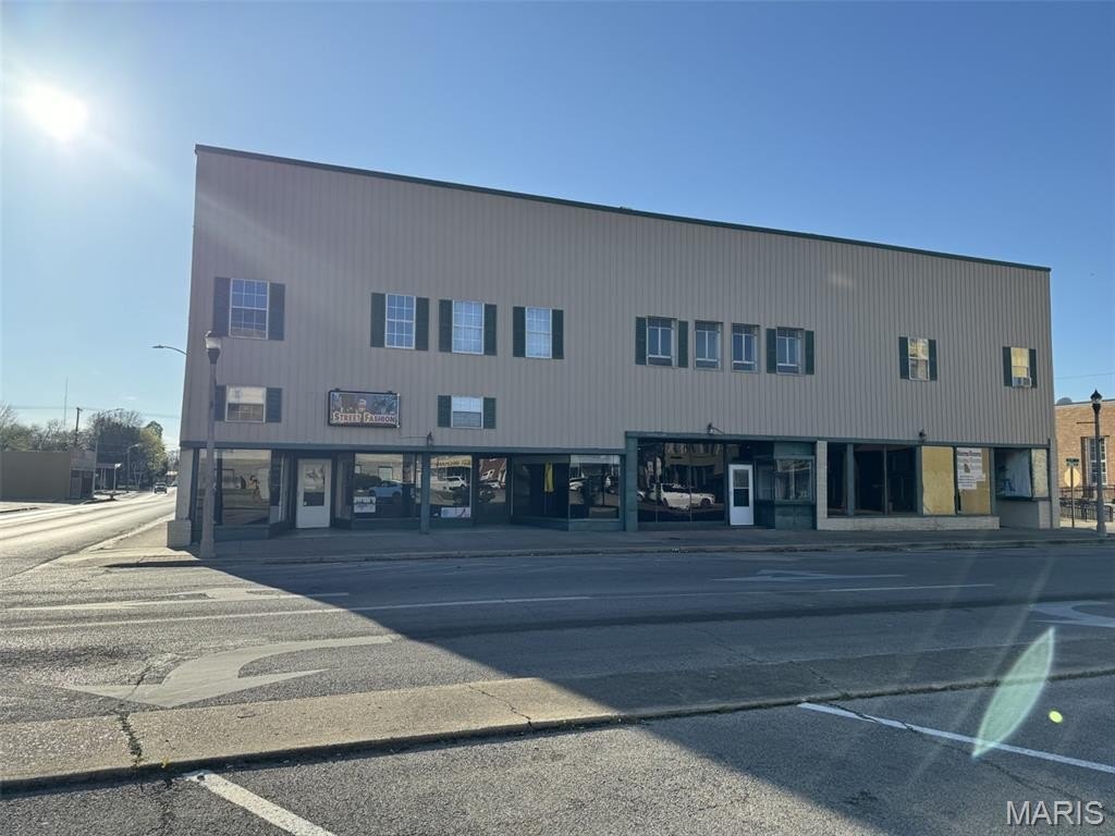 Mixed-Use Income Property, Kennett, MO