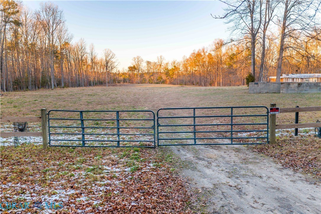 Gloucester Land with Pastureland