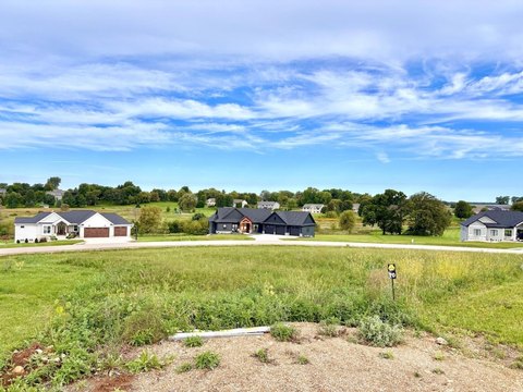 Lots & Acreage, Columbus, WI