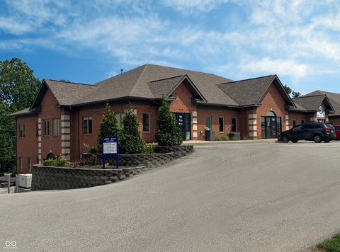 Adaptable Office and Retail Space