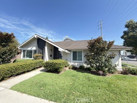 Fourplex With Garage Parking