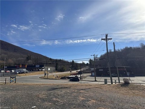 West Jefferson Vacant Commercial Lot