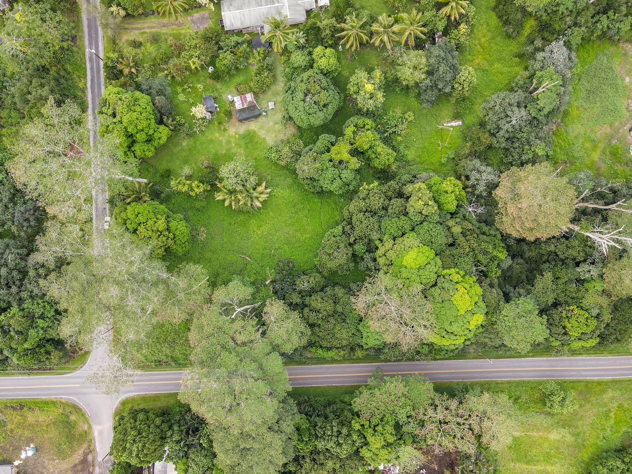Vacant Land in Hawaiian Paradise