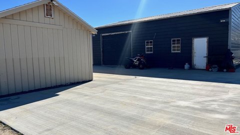 Land, Llano, CA