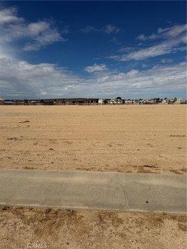 Land, Helendale, CA