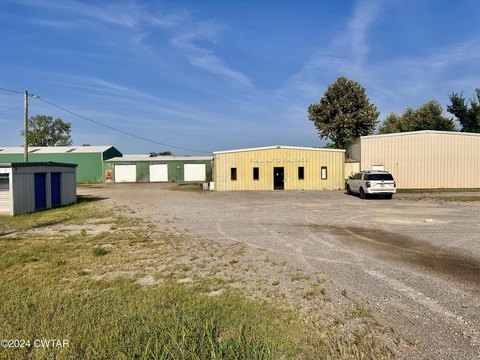 Ridgely Commercial Property on 32 Acres