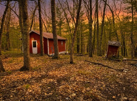 Cabin Retreat Near Chain-O-Lakes