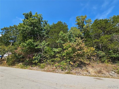 Residential Land Lot with Lake Views