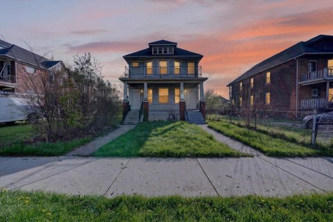 Updated Duplex in Detroit