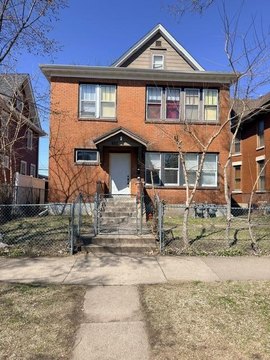 Up-and-Down Duplex with Vacant Unit