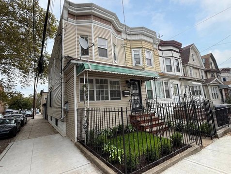 Duplex with Finished Basement