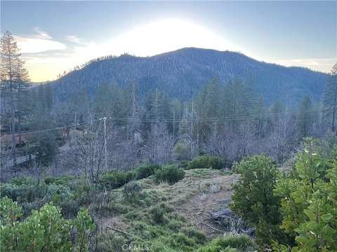 Cobb, CA Mountain View Lot