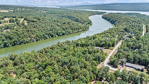 LAND - Knoxville, AR
